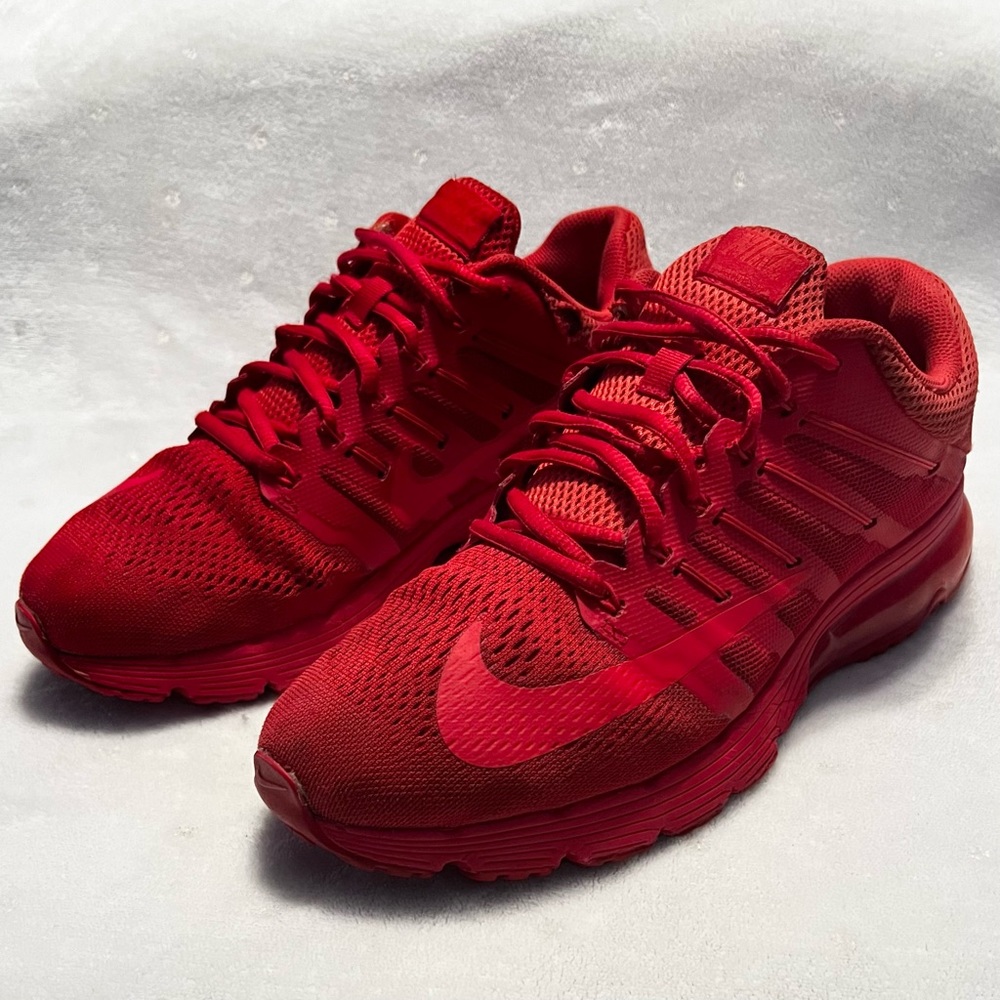 Nike Air Max Excellerate 4 University Triple Red
Dynasty Running Shoes Size 8